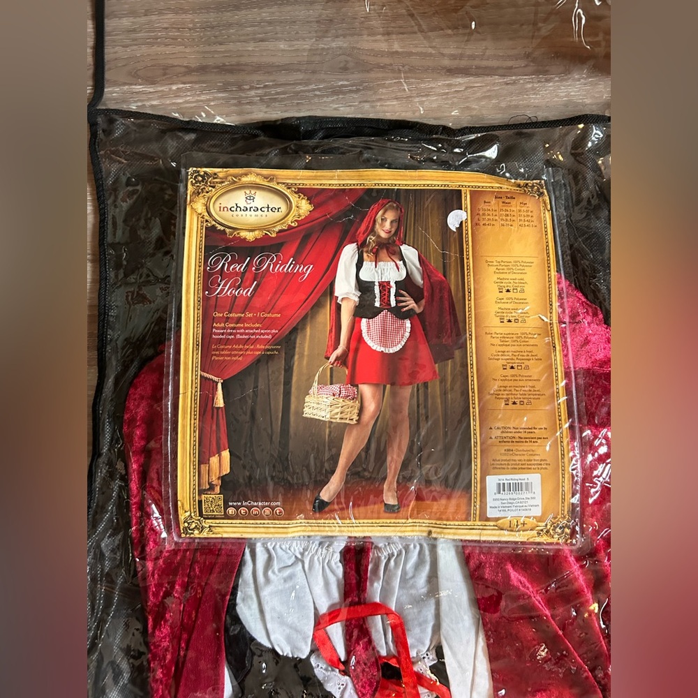 NWOT Incharacter Red Riding Hood Halloween Costume Adult Size Small